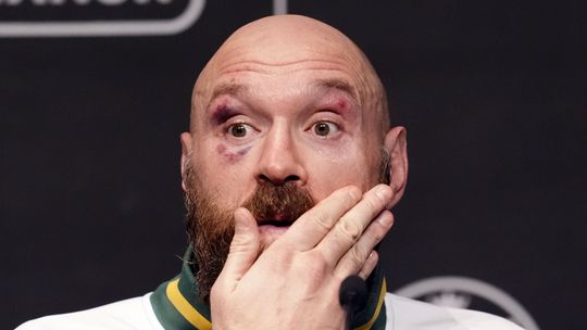 Bokslegende Tyson Fury (36) deelt opmerkelijke boodschap, fans vertrouwen het niet