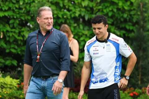 Kersverse teamgenoot Max Verstappen doet opvallende onthulling: 'Ze wist het al'