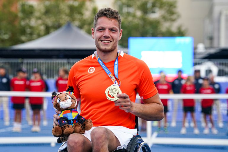 Rolstoeltennisser Ruben Spaargaren doet ondanks uitvalsverschijnselen mee aan de ABN AMRO Open: 'Tranen in mijn ogen'
