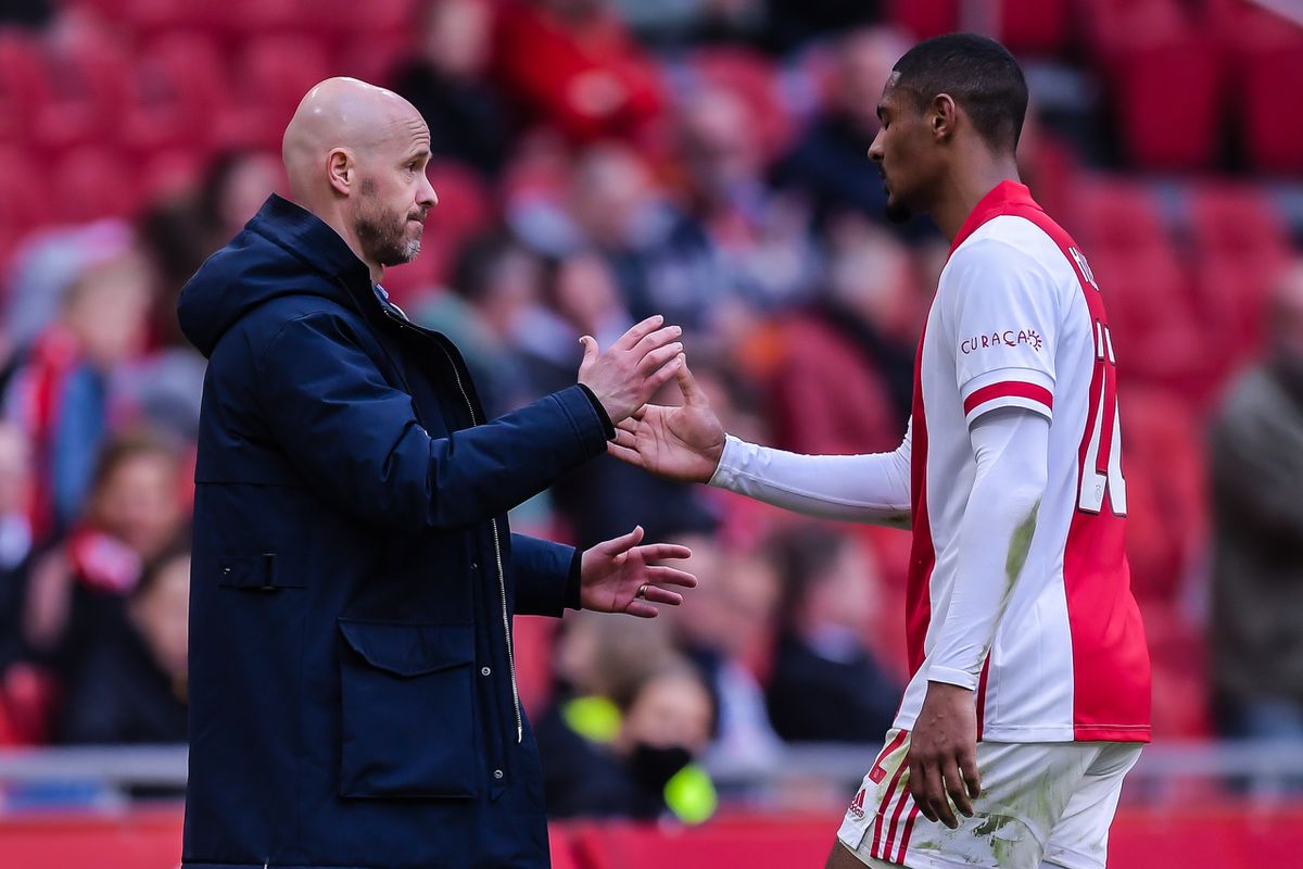 Ten Hag gunt Haller 'sportief hoogtepunt': 'Zijn verhaal is superemotioneel'