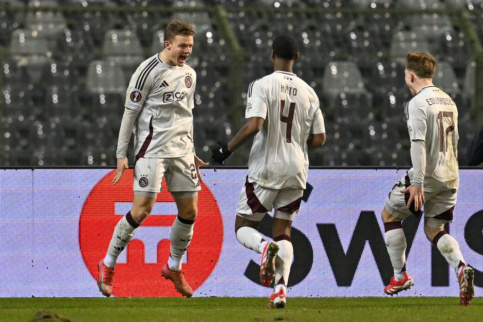 Ajax-talent Christian Rasmussen staat op na fluitconcerten: 'Misschien ketchupfles-theorie'