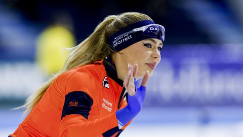 Jutta Leerdam krabbelt terug en stelt schaatsfans vlak voor NK afstanden teleur