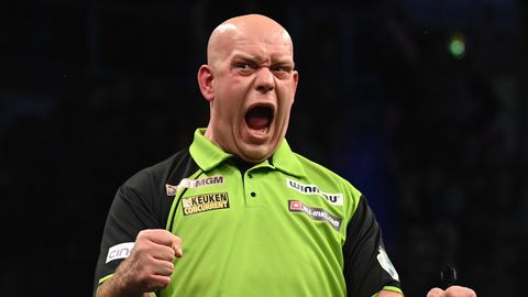 Michael van Gerwen rekent keihard af met tegenstander die 'niet op komt dagen' in Premier League Darts