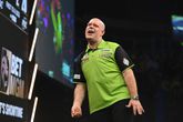 Kijkers Viaplay krijgen ongewoon en rommelig begin van Premier League Darts voorgeschoteld