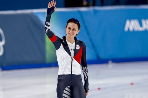 Marianne Timmer ziet veel emoties bij afzwaaiende topschaatsster: ‘Dan voel je wel een beetje de pijn’
