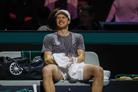 Toptennisser Botic van de Zandschulp laat volgende megastunt glippen na thriller op ABN AMRO Open