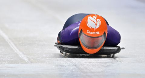 Slecht begin wereldkampioene Kimberley Bos op Winterspelen: skeletonster lijkt halverwege al kansloos voor medaille