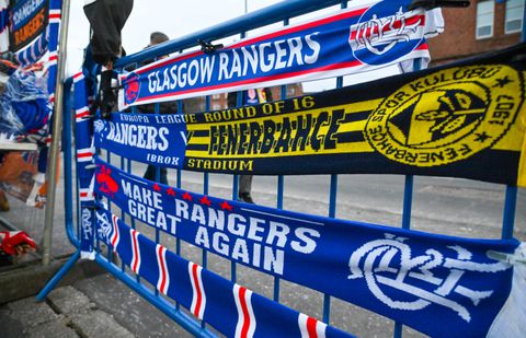 Fenerbahçe-fans tonen klasse met prachtig eerbetoon na noodlottig ongeval