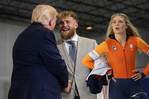President Donald Trump praat weer over schaatsicoon Jutta Leerdam: 'Dan is je carrière meteen over'