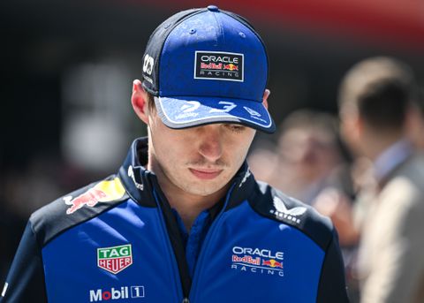 Max Verstappen gefrustreerd in sprintkwalificatie China, Mercedes steekt met kop en schouders boven concurrentie uit