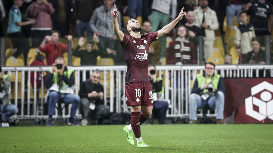 Ajax-flop Georges Mikautadze blijft maar scoren bij Metz: 'Heb niks meer van Ajax gehoord'