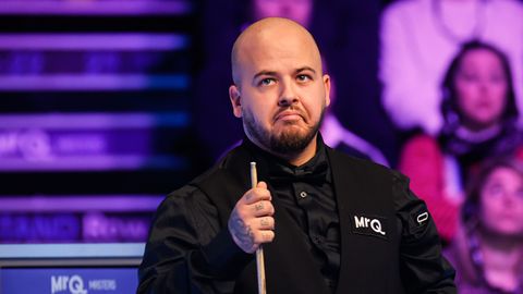 Luca Brecel vreest boetesysteem van snookerbond: 'Moet nu echt heel braaf zijn'