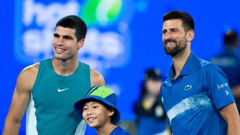 Rare timing van vraag aan toptennisser Carlos Alcaraz over Novak Djokovic: 'We zullen zien'