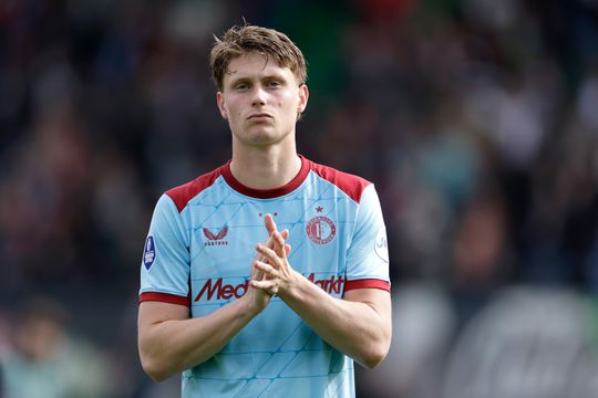 Feyenoord-spelers melden zich massaal via Instagram met keiharde kritiek op één man na duel met NEC