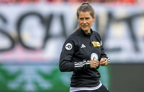 Burgemeester gaat de fout in met reactie op vrouwelijke trainer bij Union Berlin: 'Een kleine correctie'