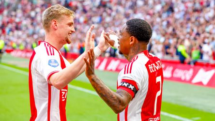 'Napoli wil Kenneth Taylor hebben, Ajax vindt transfer 'onbespreekbaar''