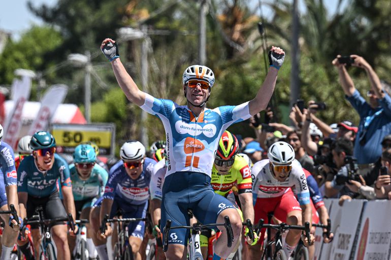Giro d'Italia, etappe 11 | Ideale etappe voor Fabio Jakobsen, pakt hij zijn kans in de sprint?