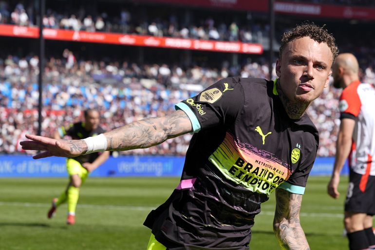 Vader Noa Lang reageert op 'pak slaag' bij amateurwedstrijd en haalt uit naar Feyenoorders