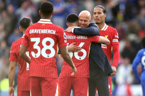 Ervaringsdeskundige steunt verguisde speler van Arne Slot: 'Het zorgde voor tranen bij mijn ouders'