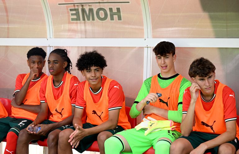 Cristiano Ronaldo zet zijn oudste zoon (14) in de schijnwerpers na bijzondere mijlpaal