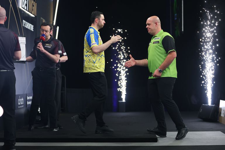 'De Premier League Darts is hartstikke oneerlijk, dit is hoe ze het verzonnen hebben'