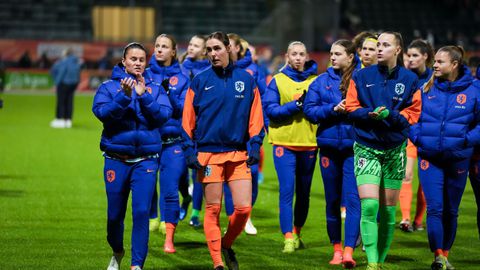Dit is het tenue voor de Oranje Leeuwinnen op EK 2025: 'Verwijst naar dit iconische shirt'