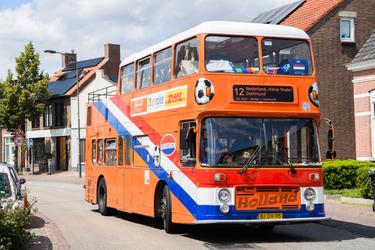 Iconische Oranjebus klaar voor WK na wereldreis