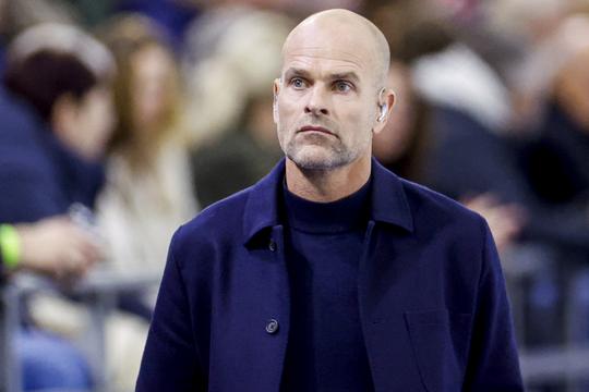 Vrouw Erben Wennemars brengt offers voor schaatsicoon tijdens verhuizing: 'Ik wil geen spelbreker zijn'