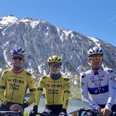 Wout van Aert (l) en Jonas Vingegaard (m) bereiden zich met Christophe Laporte (r) voor op de Tour. © Visma | Lease a Bike