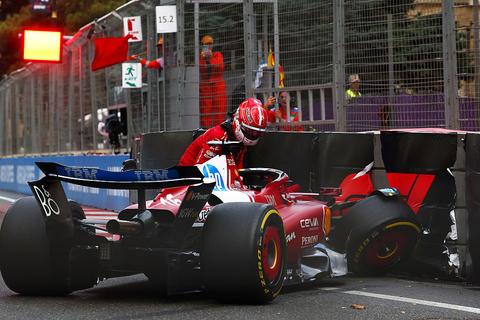 Topcoureur Charles Leclerc spaart zichzelf niet na pijnlijk moment: 'Ik schaam me'