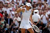 Boze toptennisster Iga Swiatek haalt uit na mijlpaal op Wimbledon: 'Laat mij met rust'