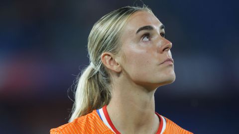 De sprekende beelden: tranen van verdriet bij Daniëlle van de Donk en andere Oranje Leeuwinnen
