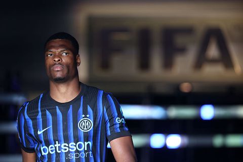 Inter en AC Milan weren duizenden fans wegens 'banden met de maffia'