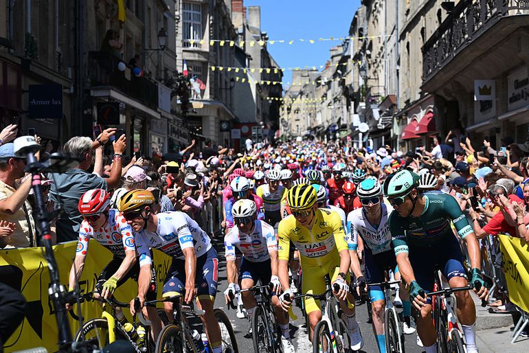 Dit is waarom er op maandag deze keer geen rustdag is in de Tour de France