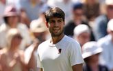 Toptennisser Carlos Alcaraz duikt avond voor finale Wimbledon op in Londen