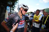 Razendsnelle Mathieu van der Poel en ploeggenoot schrijven Tour-historie met speciale prestatie