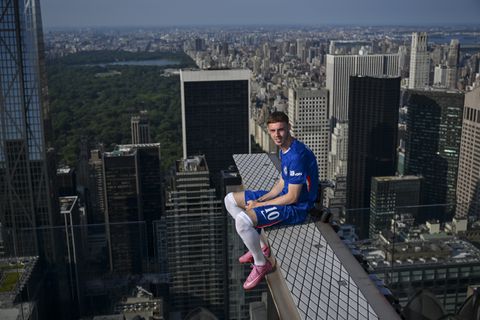 Engelse topvoetballer zorgt met opvallende actie voor woede onder Chelsea-fans: 'Je moet een finale winnen'