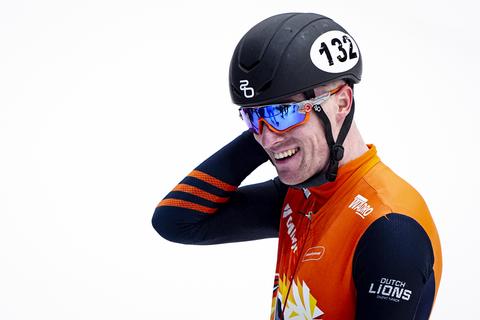 Reacties stromen binnen na kwetsbare bekentenis van shorttracker Sven Roes (26): 'Onwijs knap dat je dit deelt'