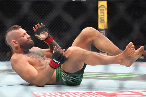 MMA-legende Conor McGregor (37) krijgt na mislukte comeback en schorsing nog meer slecht nieuws