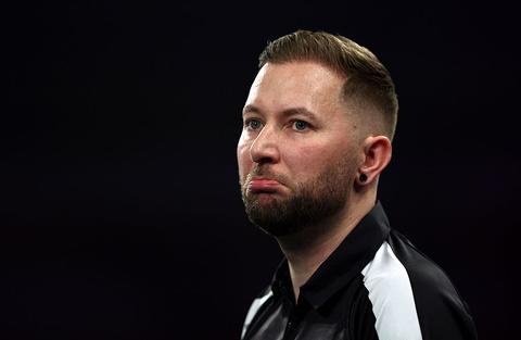 Vreselijke berichten aan topdarter Danny Noppert wekken woede: 'Dit gaat toch alle perken te buiten?'