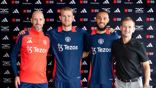 Erik ten Hag verrast bij Manchester United: Matthijs de Ligt en Noussair Mazraoui staan meteen voor debuut in Premier League