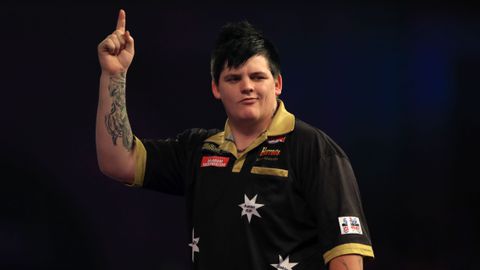 Grote teleurstelling om ex-darttalent: 'Die heeft alles, behalve verstand'