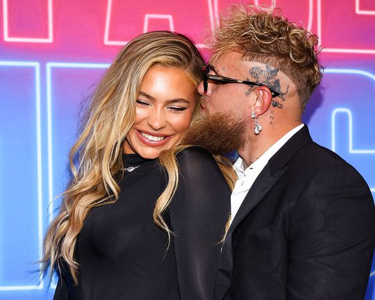 Topfitte Jutta Leerdam geniet van 'intense' dagen, vlak voor bijzonder moment met schoonfamilie