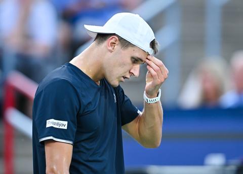 Toptennisser (20) treft groot persoonlijk verlies: 'Voor altijd in mijn hart'
