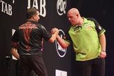 Zwakke Michael van Gerwen maakte zich flink zorgen in Amsterdam, maar 'klasse' trekt hem over de streep featured image