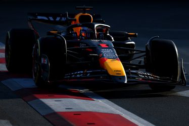 Max Verstappen kent lastige tweede vrije training in Bakoe, Lando Norris komt niet verder dan de 17e tijd