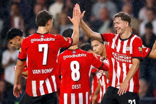 PSV'er steelt de show in Eredivisie: hattrick maakt enorme blunder ongedaan tegen Sparta