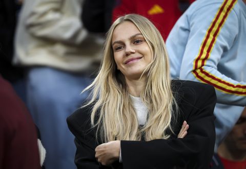 Vriendin van ploeggenoot Frenkie de Jong stapt uit comfortzone: 'Het plan was om ondergoed te dragen...'