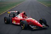 Jean Alesi in zijn Ferrari uit 1992 © Getty Images