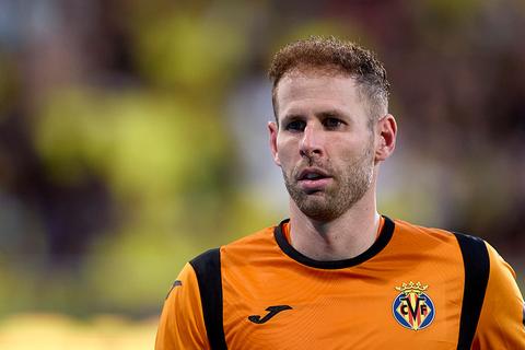 Topkeeper (36) om bizarre reden afwezig in Champions League: samen met gezin slachtoffer van angstaanjagende overval